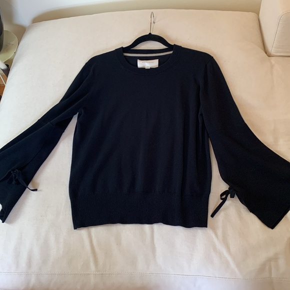 Brochure Walker | black sweater with flare sleeves size M - Picture 5 of 8